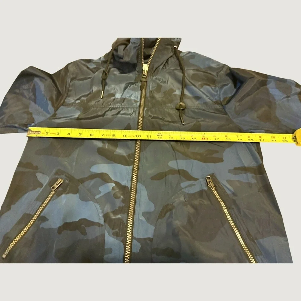 COACH Men's Nylon Trainer Hooded Windbreaker Jacket Blue Camo Outdoor SZ Small - Picture 7 of 14